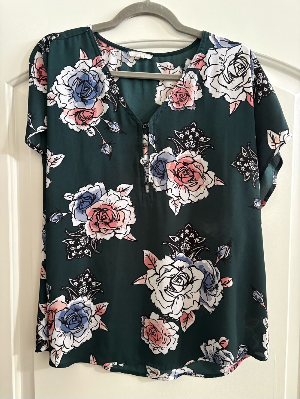 Maurices Dark Green Floral V-Neck Short Sleeve Blouse